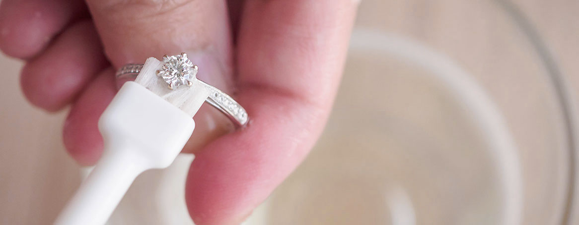 como limpiar las joyas de plata sin dañarlas