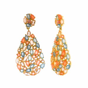 Pendientes dorados para boda largos con piedras de colores